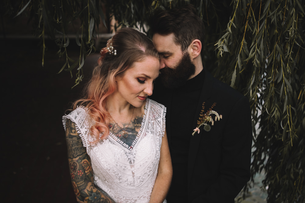 Midweek Weddings Lauren Elliott Photography