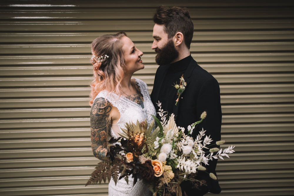 Midweek Weddings Lauren Elliott Photography