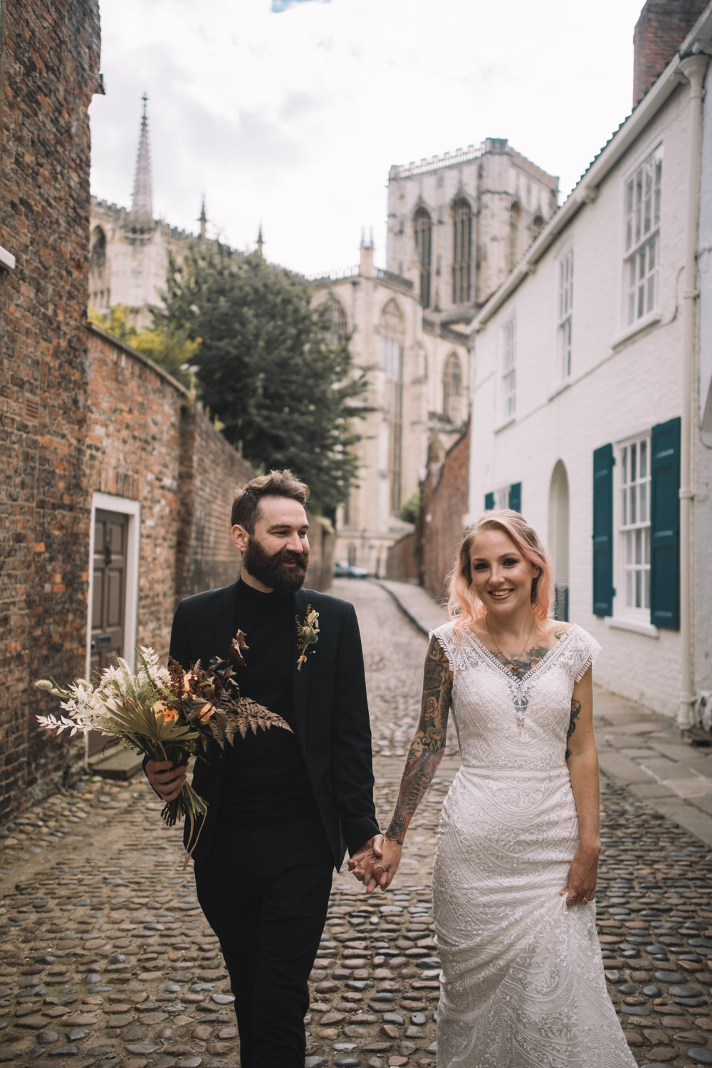Midweek Weddings Lauren Elliott Photography