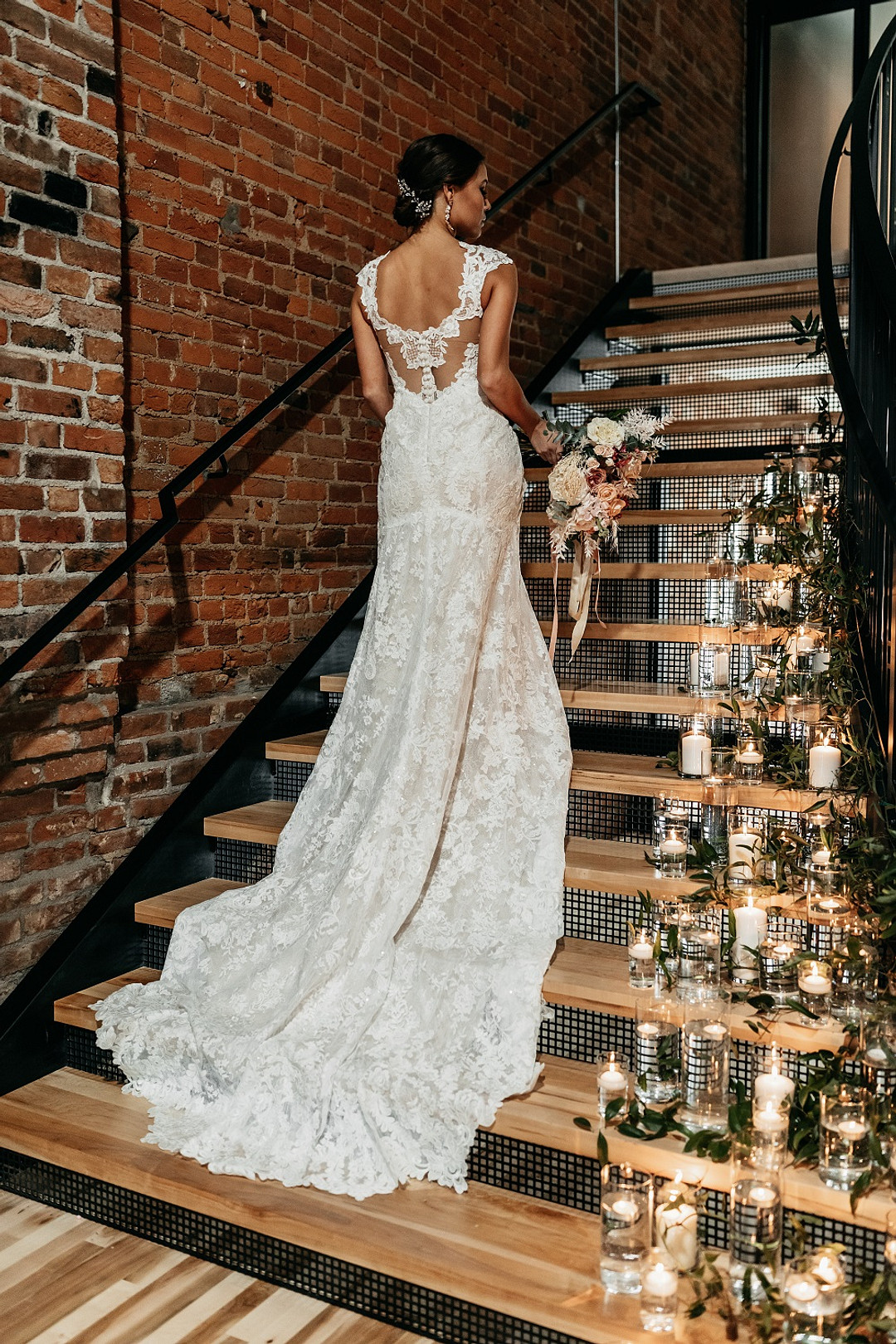 Dress Gown Bride Bridal Lace Train Modern City Wedding Ideas Alisa Nicholle Co
