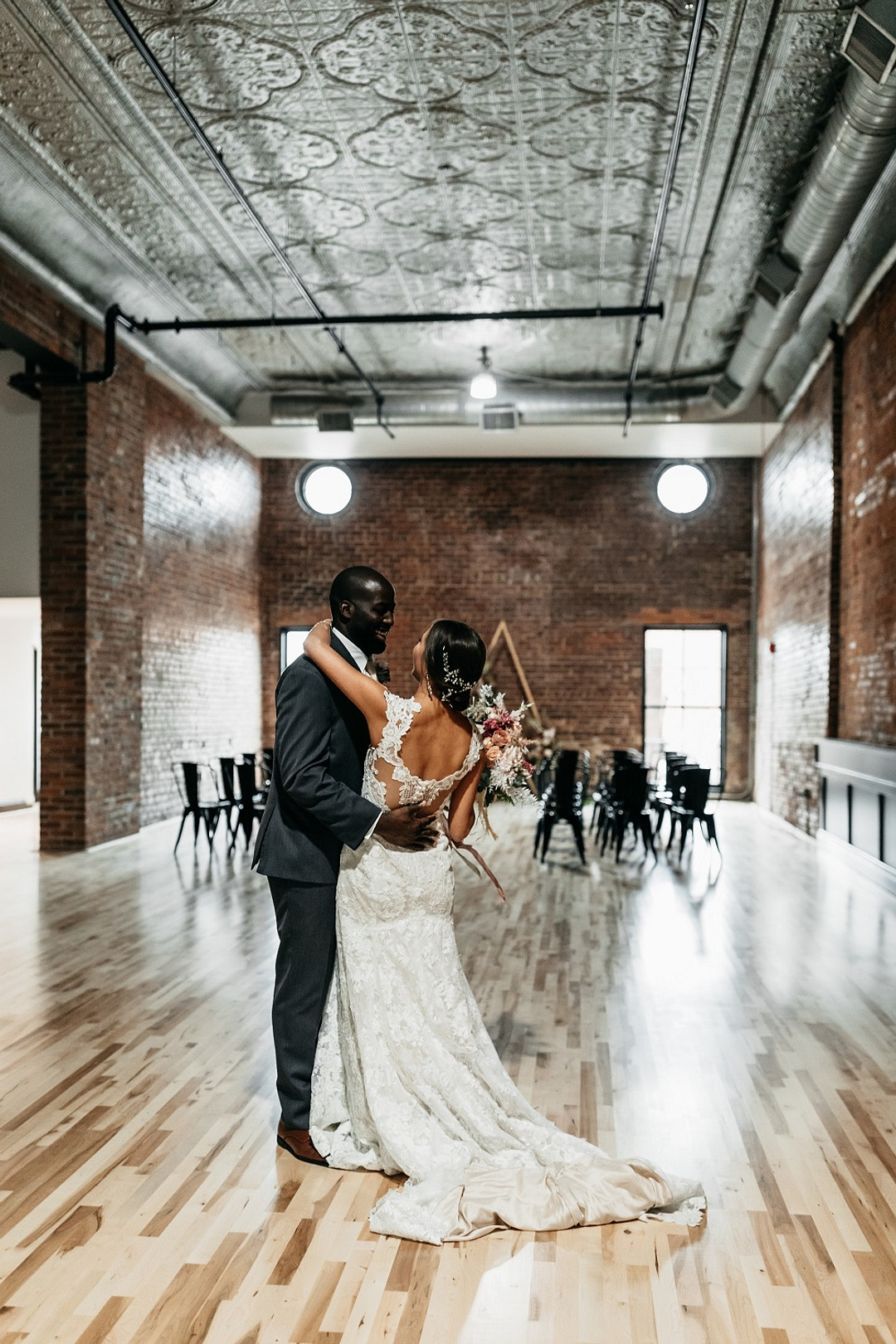 Modern City Wedding Ideas Alisa Nicholle Co