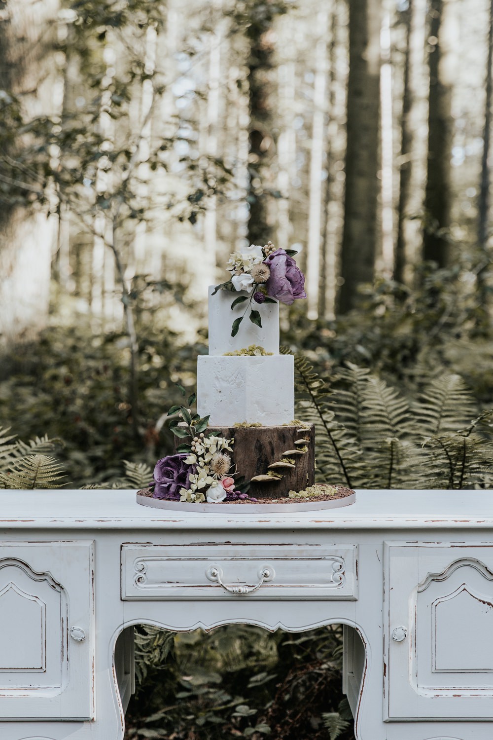 Cake Table Dresser Drawers Sage Green Wedding Ideas Amy Cutliffe Photography