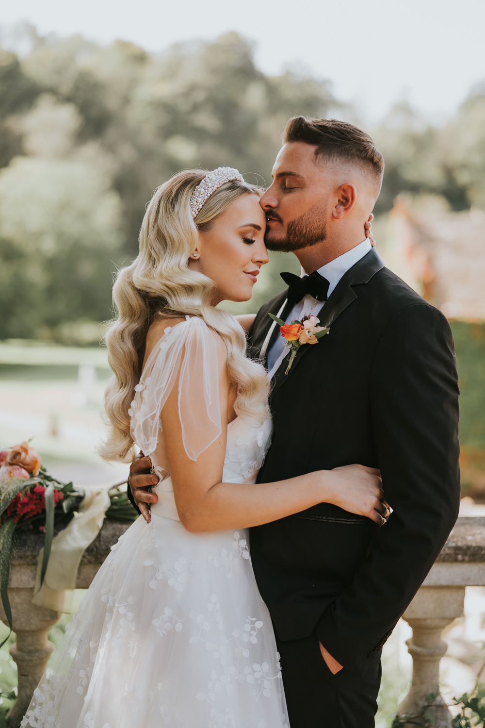 Stylish Floral Wedding Poppy Carter Portraits