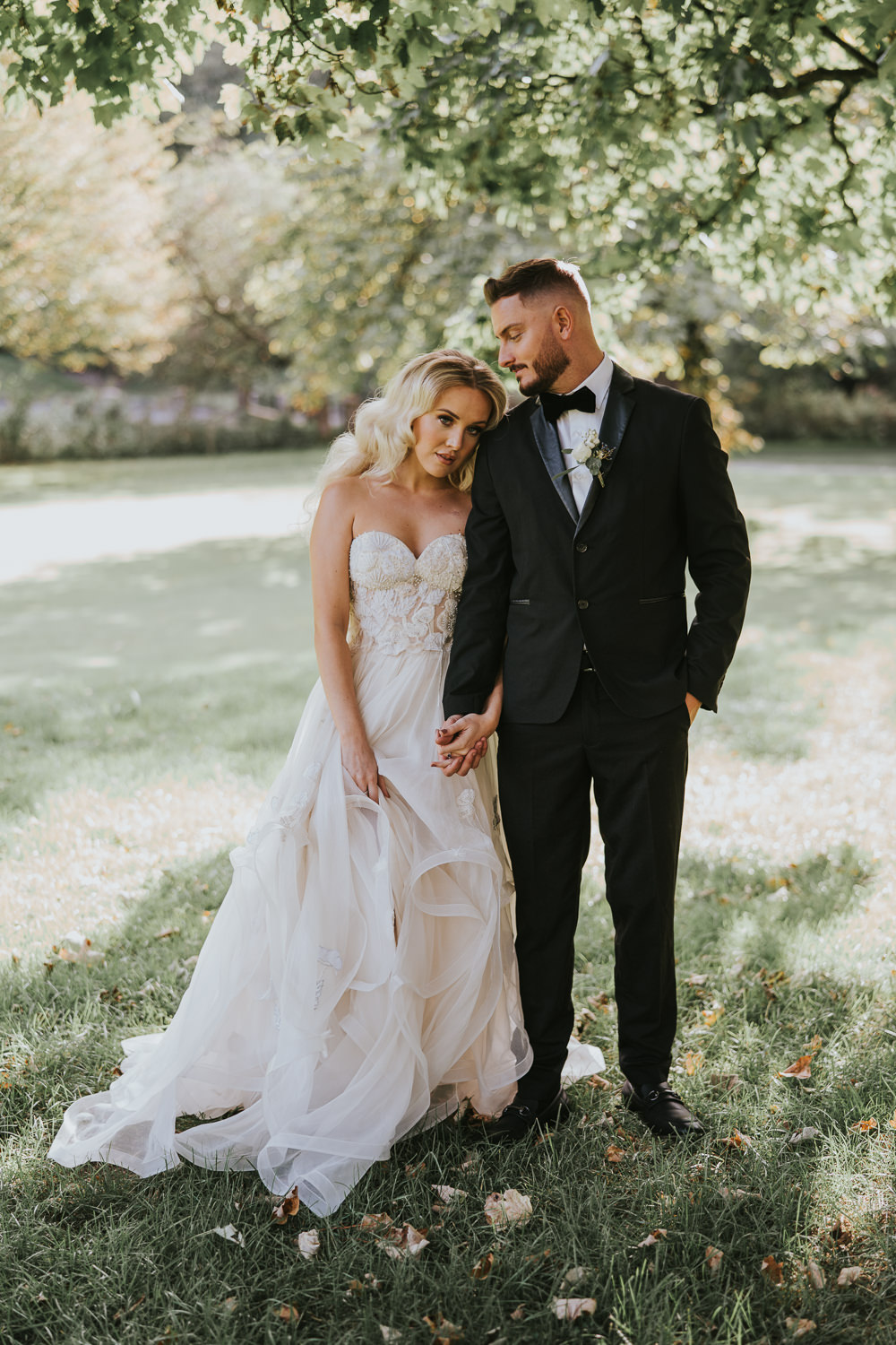 Stylish Floral Wedding Poppy Carter Portraits