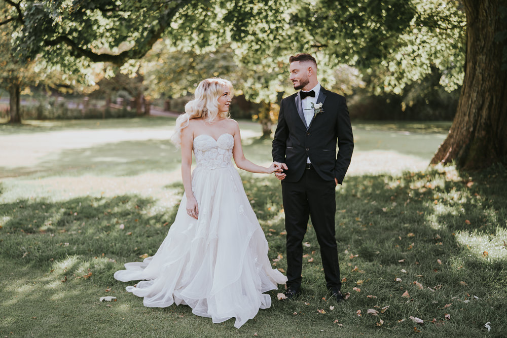 Stylish Floral Wedding Poppy Carter Portraits