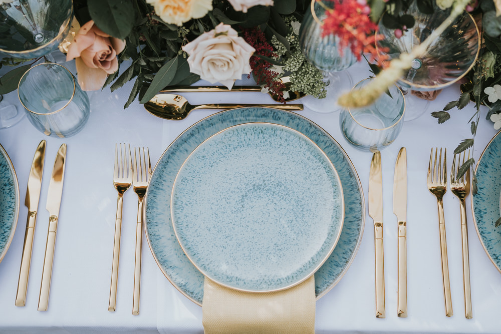 Stylish Floral Wedding Poppy Carter Portraits Place Setting Blue Plate
