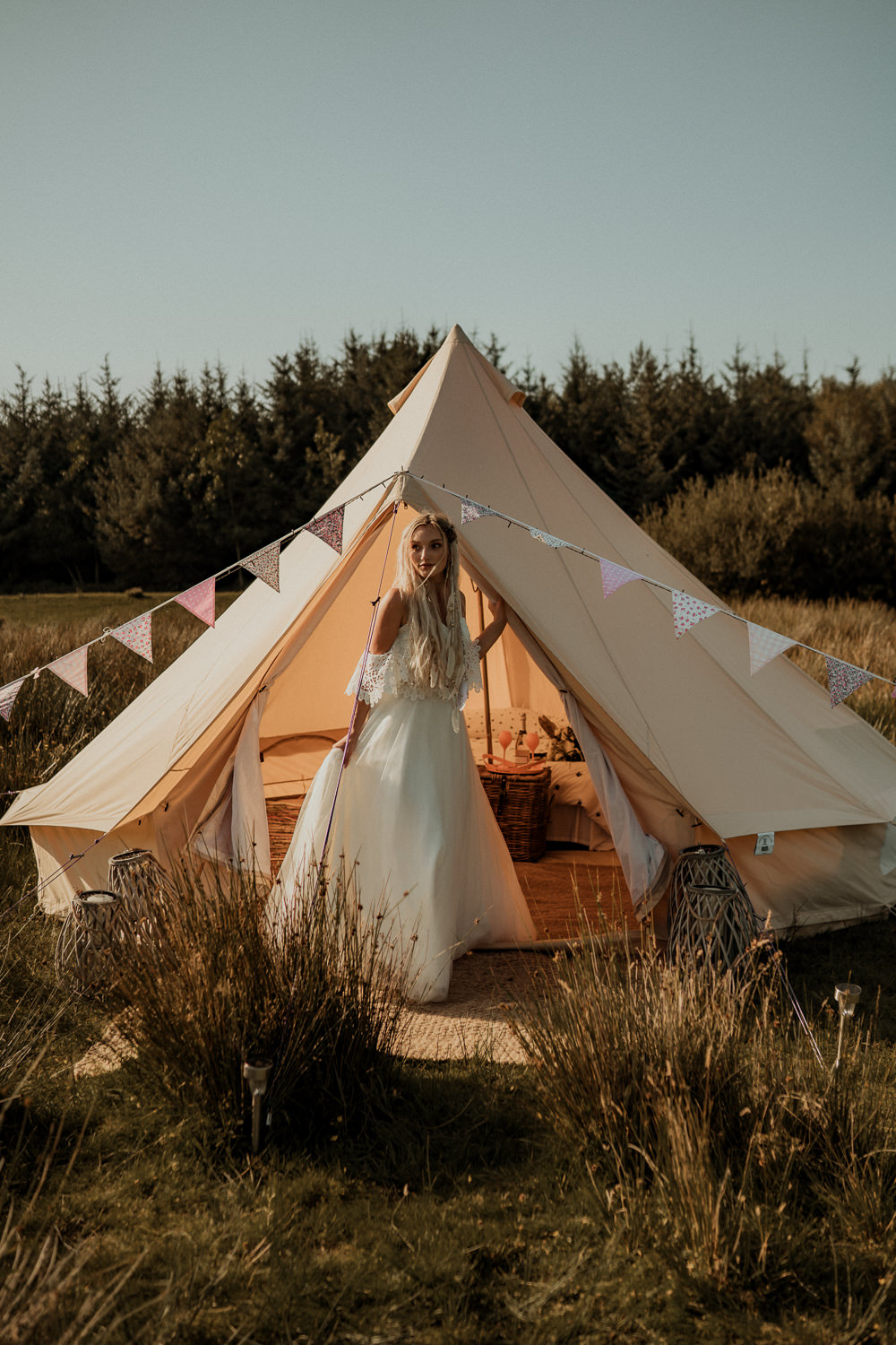 Wilderness Wedding Ideas Finn and the Fox Photography