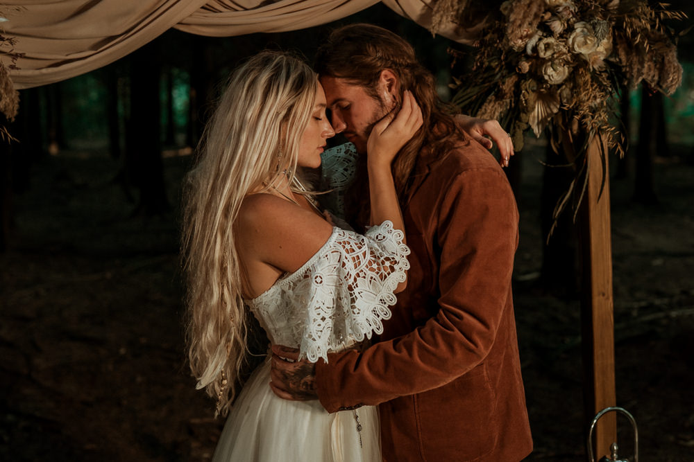 Wilderness Wedding Ideas Finn and the Fox Photography