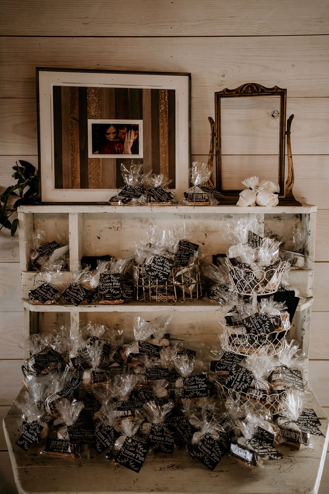 Smores Favours Arkansas Wedding Monisa J. Photography