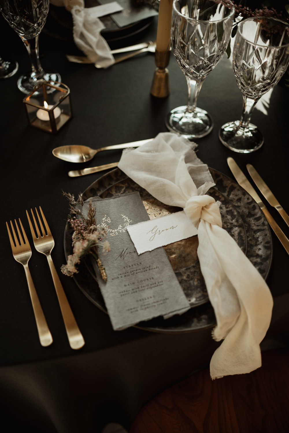 Place Setting Name Menu Napkin Vintage Style Wedding Sara Ribera Photography