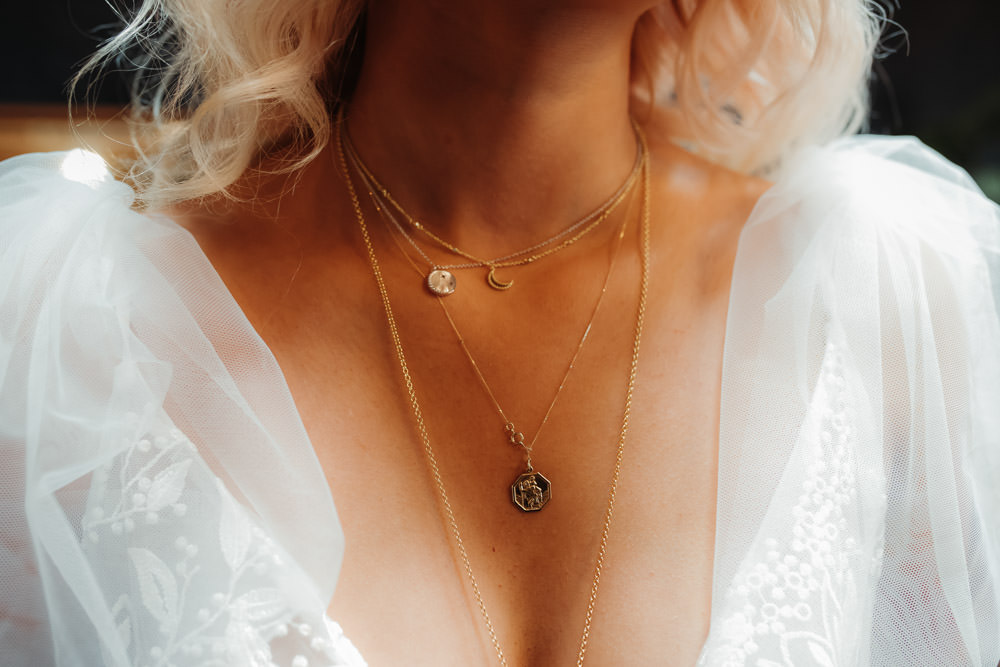 Bride Bridal Necklace Dark Wedding Ideas Esther Louise Triffitt Photography