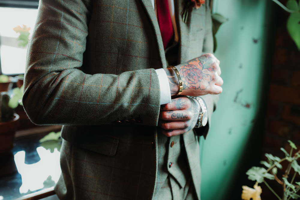 Dark Wedding Ideas Esther Louise Triffitt Photography
