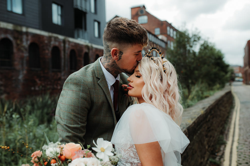 Dark Wedding Ideas Esther Louise Triffitt Photography