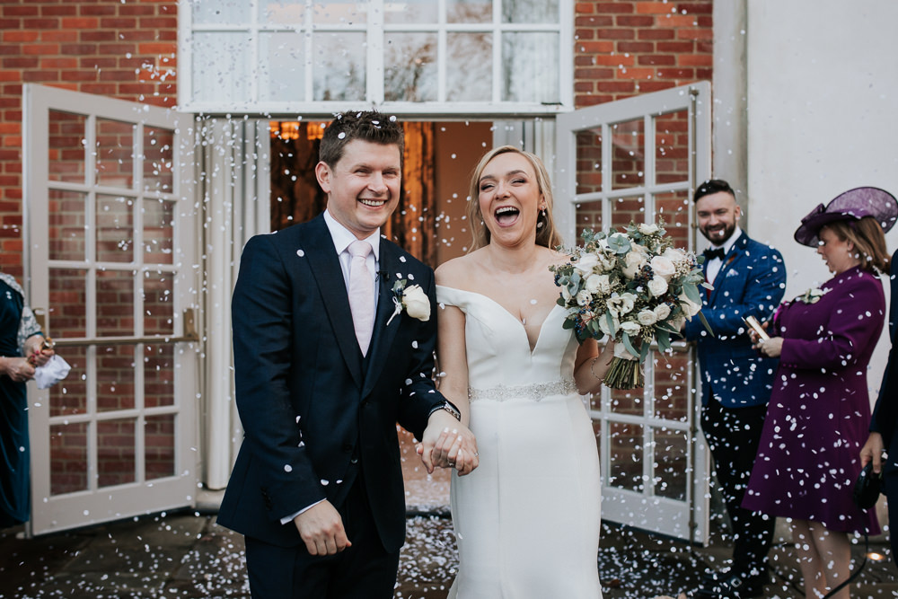 Four Seasons Hampshire Wedding Kate Gray Photography Confetti Throw