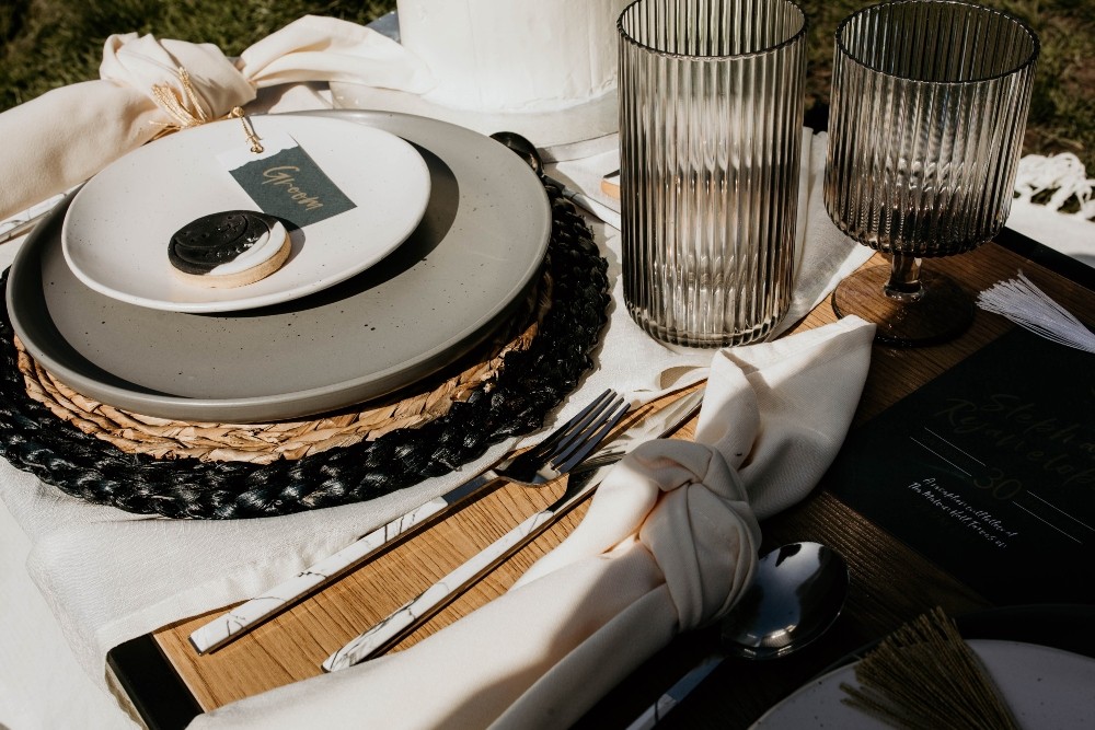 Interstellar Wedding Ideas Doriane Descamps Photography