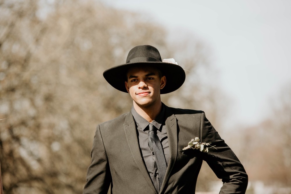 Interstellar Wedding Ideas Doriane Descamps Photography