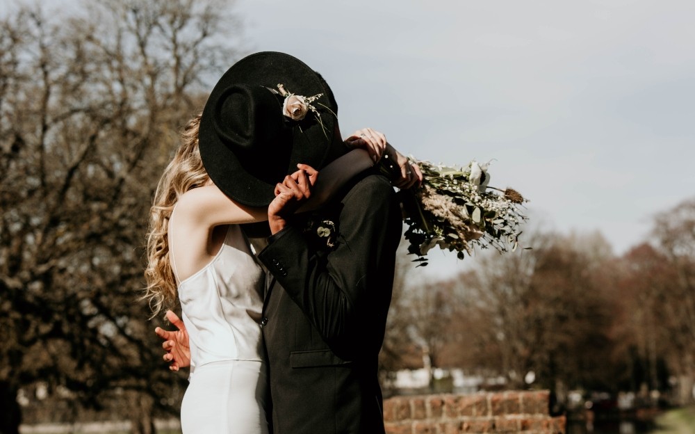 Interstellar Wedding Ideas Doriane Descamps Photography