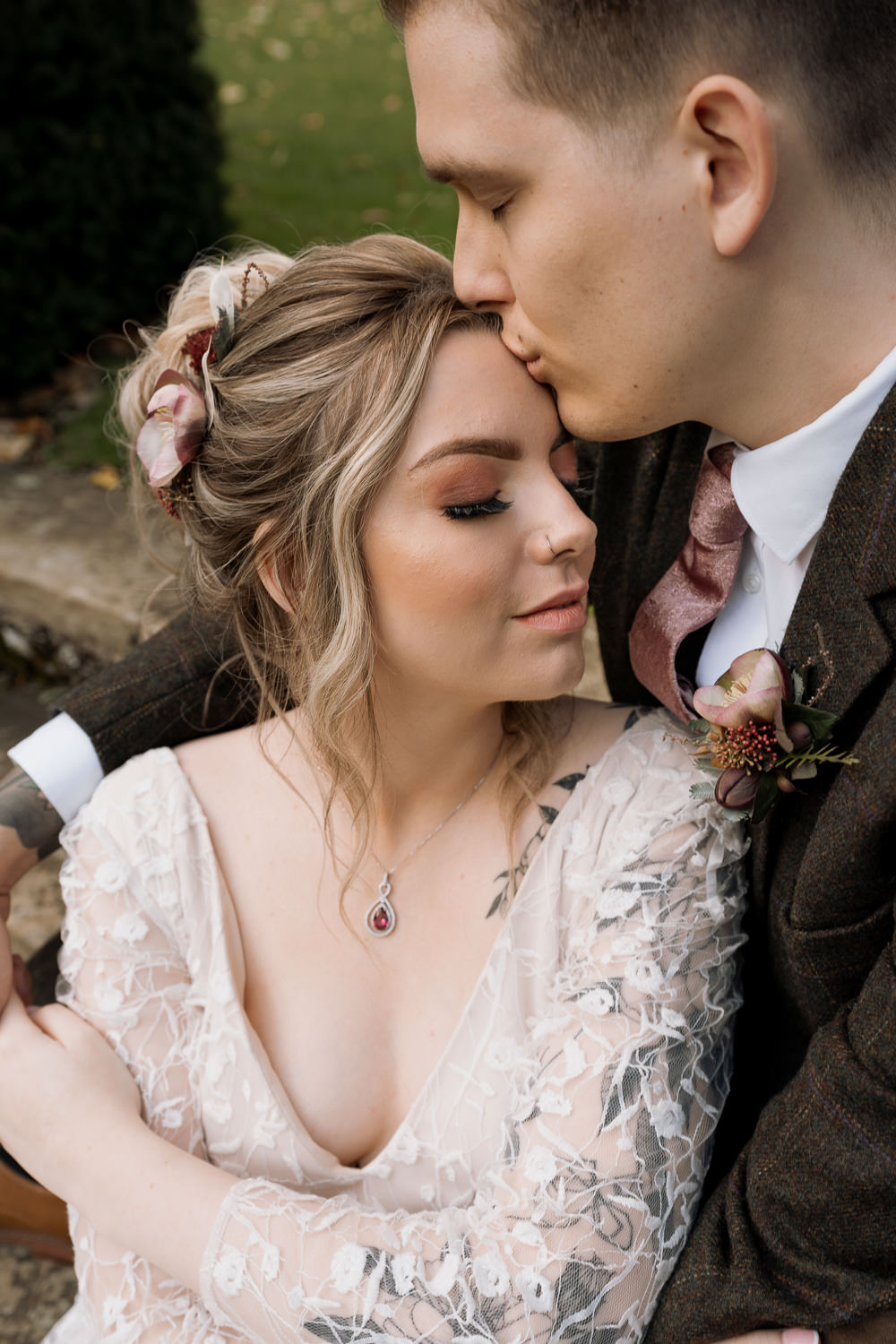 Purple Winter Wedding Steph Kiely Photography