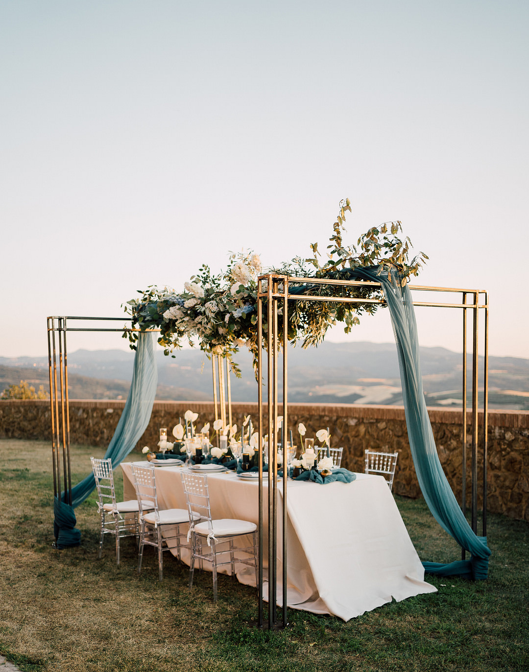 Flower Installation Arrangement Tall Blue White Table Tablescape Tuscany Elopement Serena Genovese