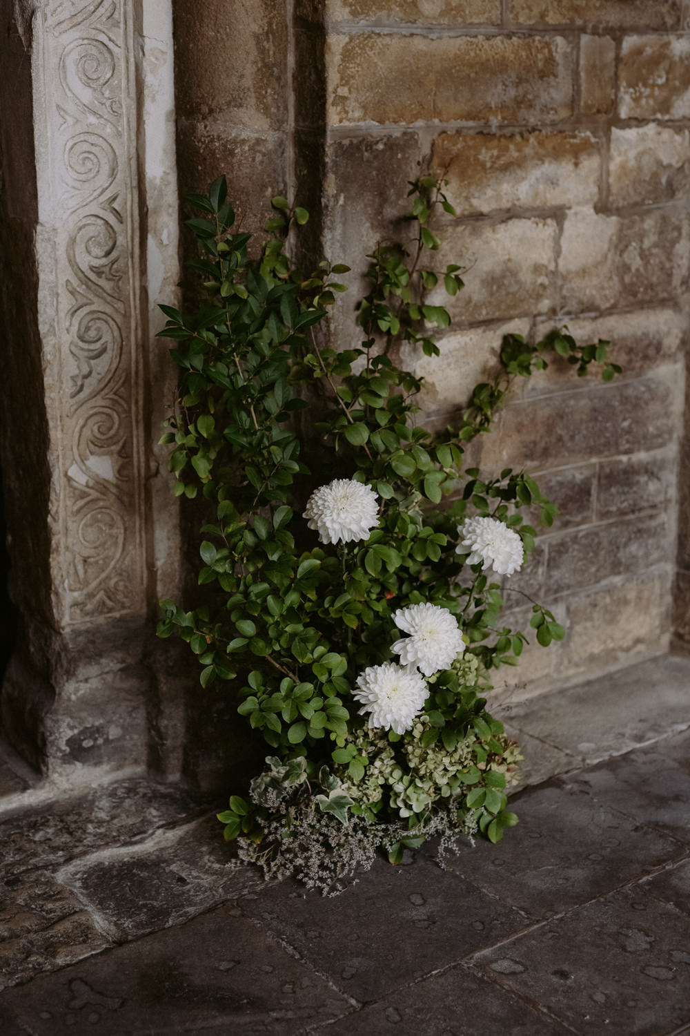 Flower Arrangement Ceremony Cantina Sant Amico Wedding Flavia Eleonora Tullio