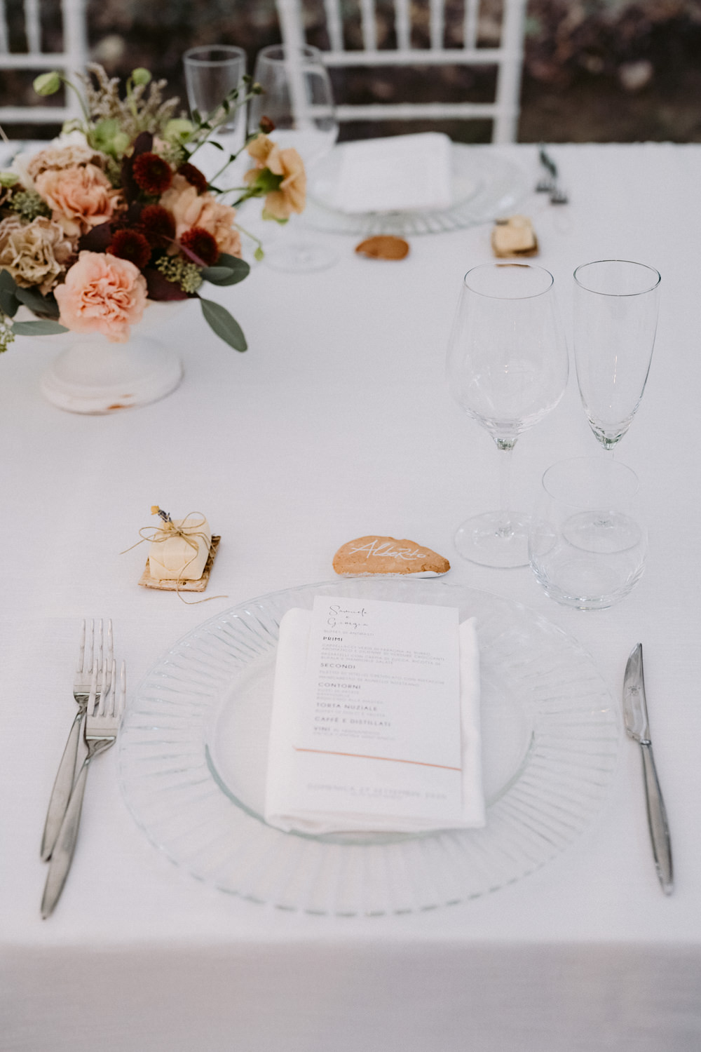 Place Setting Clear Plate Cantina Sant Amico Wedding Flavia Eleonora Tullio