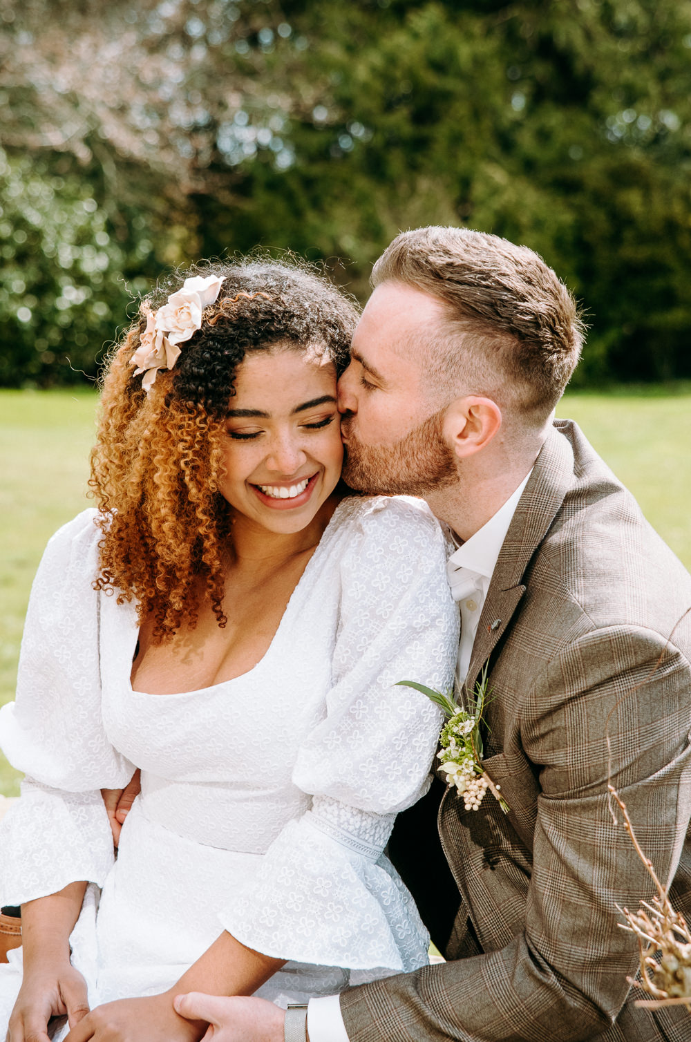 Countryside Elopement Chloe Martin Photo