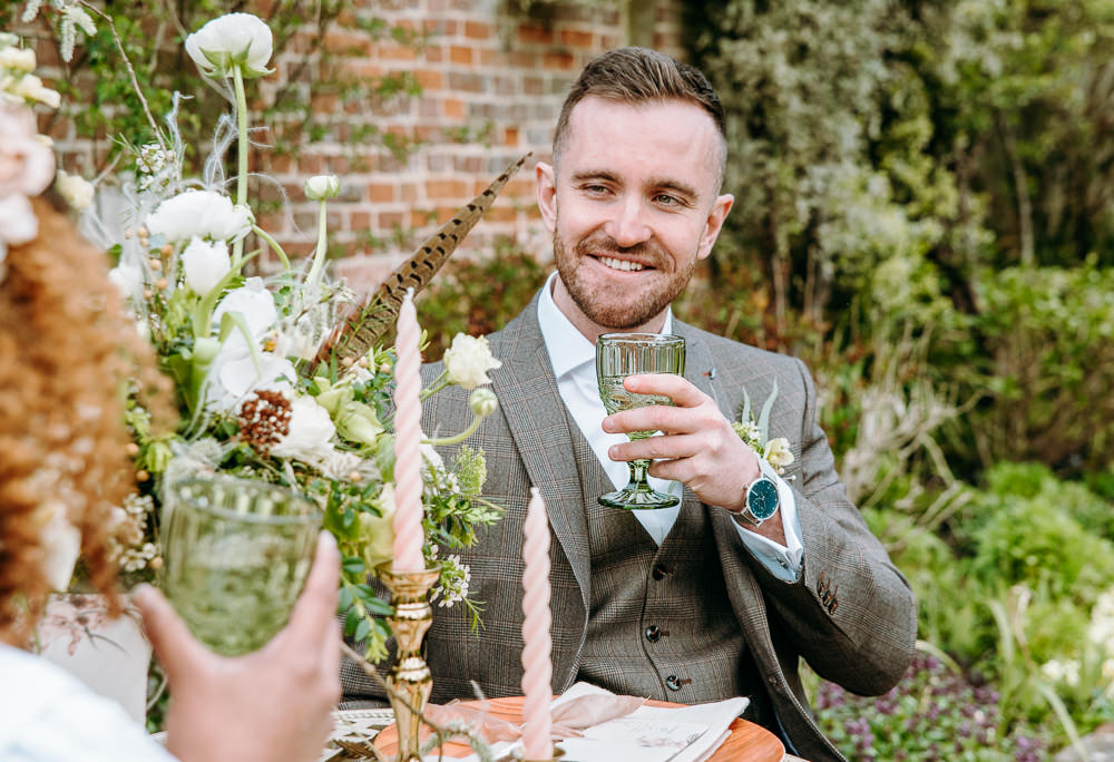 Countryside Elopement Chloe Martin Photo