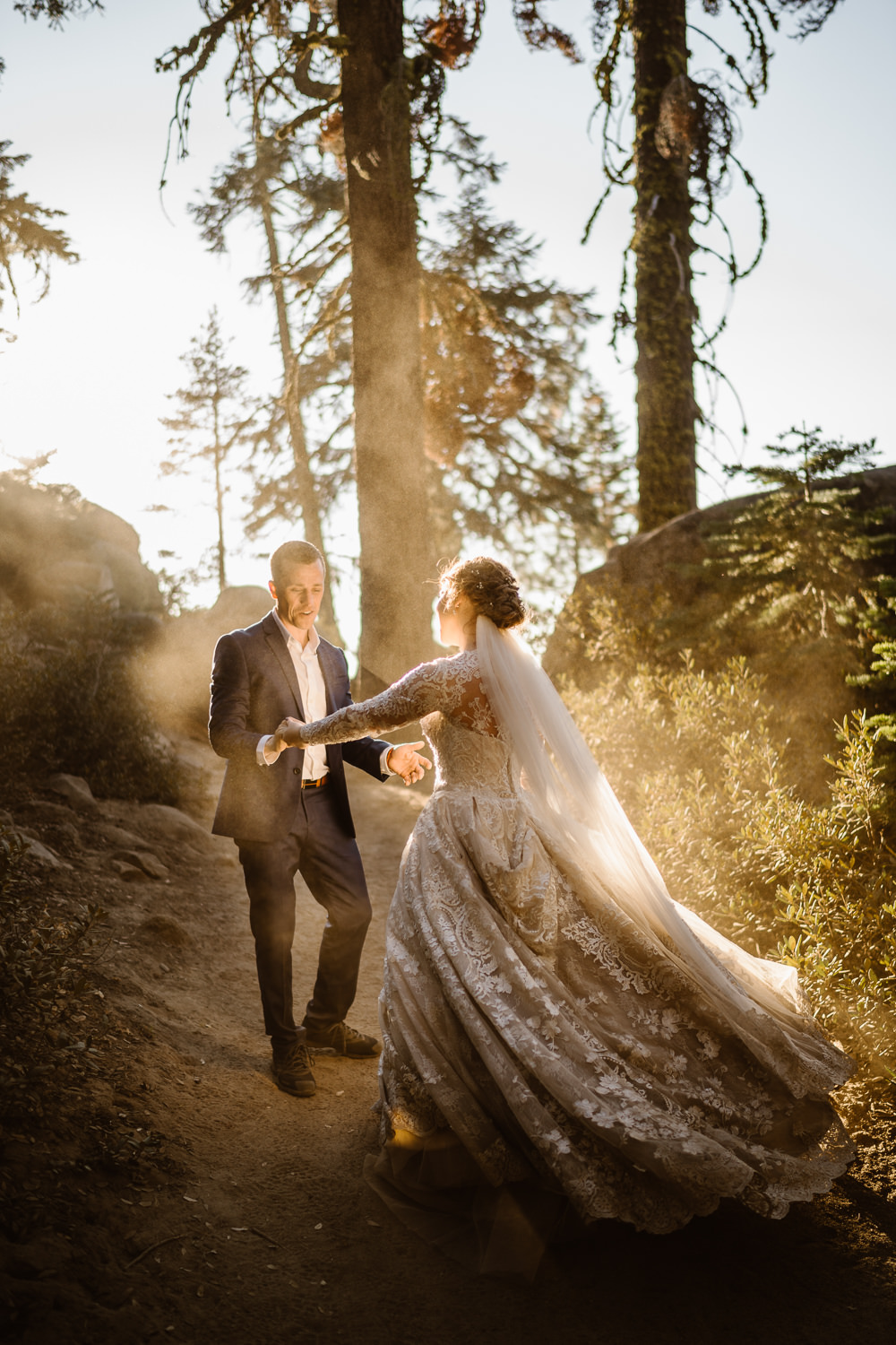 Dress Gown Bride Bridal Veil Long Sleeves Glacier Point Wedding Vows and Peaks