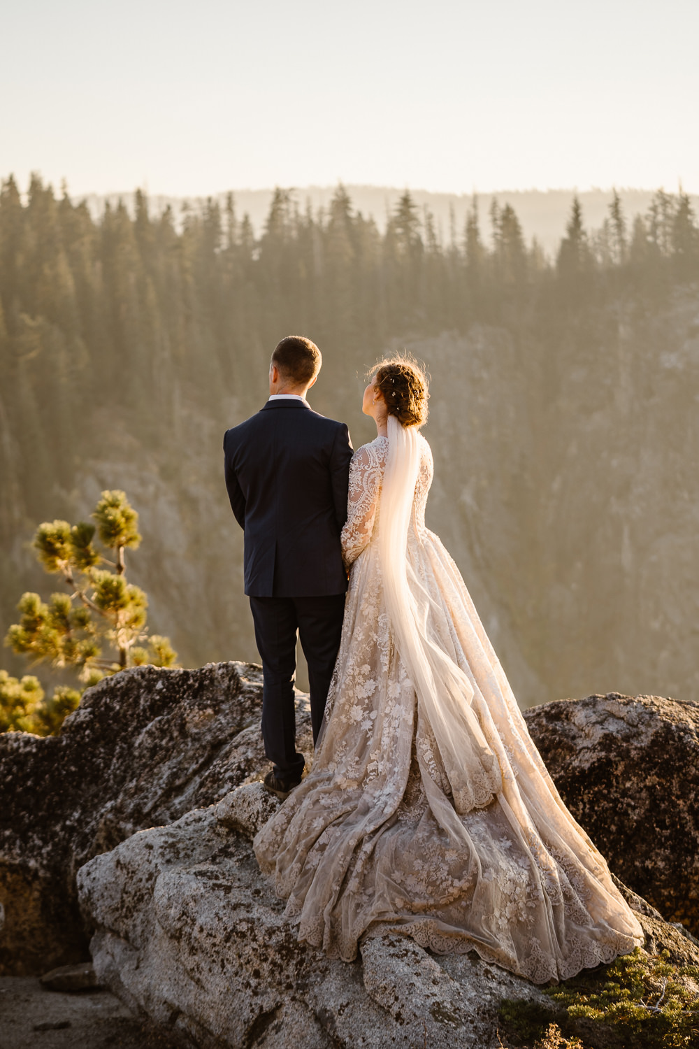 Dress Gown Bride Bridal Veil Long Sleeves Glacier Point Wedding Vows and Peaks