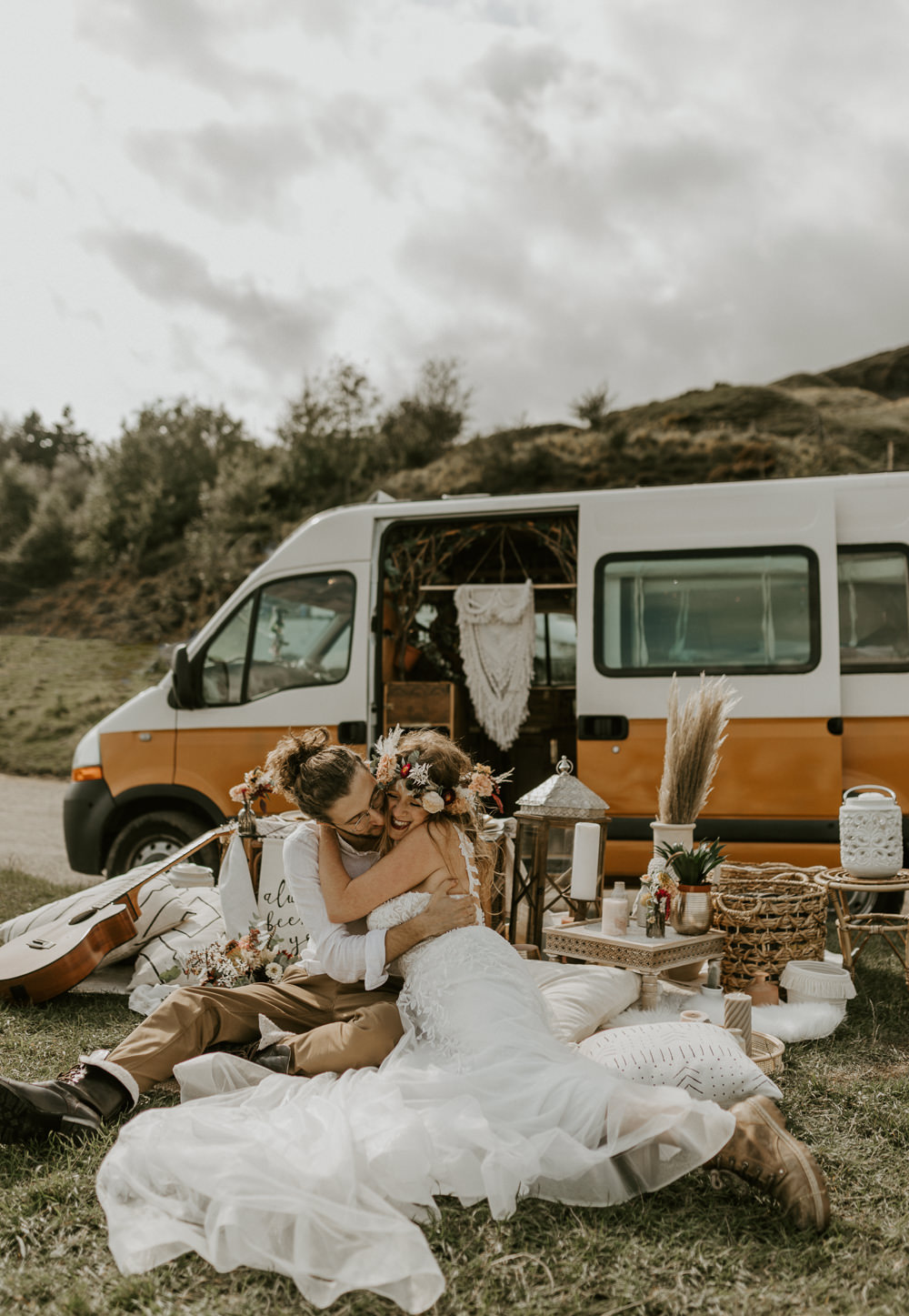 Van Life Wedding Sarah Taylor Photo Film Picnic Decor Blankets Cushions