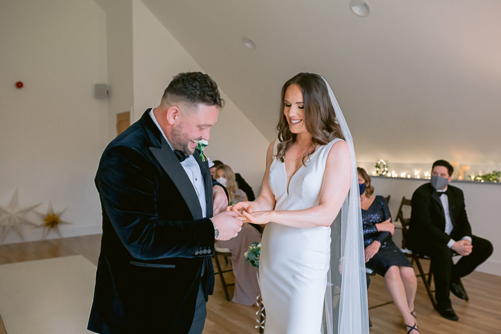 Harefield Barn Wedding Jennifer Jane Photography