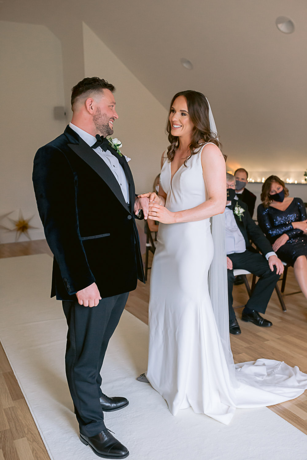 Harefield Barn Wedding Jennifer Jane Photography