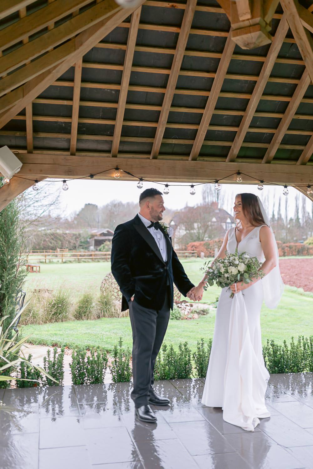 Harefield Barn Wedding Jennifer Jane Photography