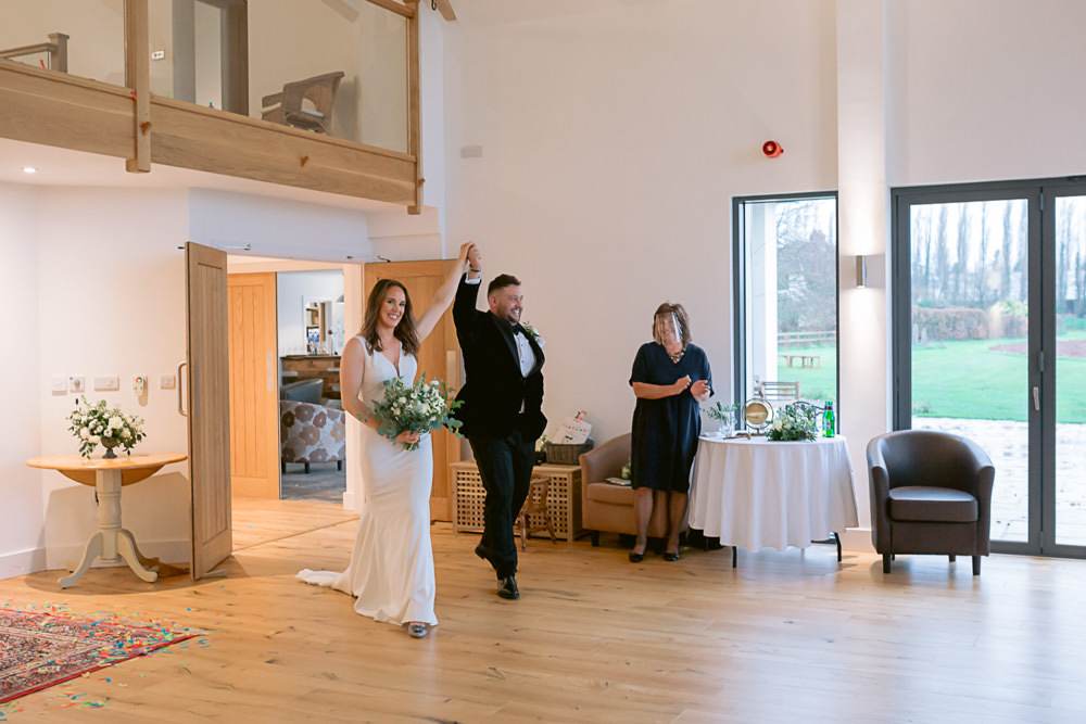 Harefield Barn Wedding Jennifer Jane Photography