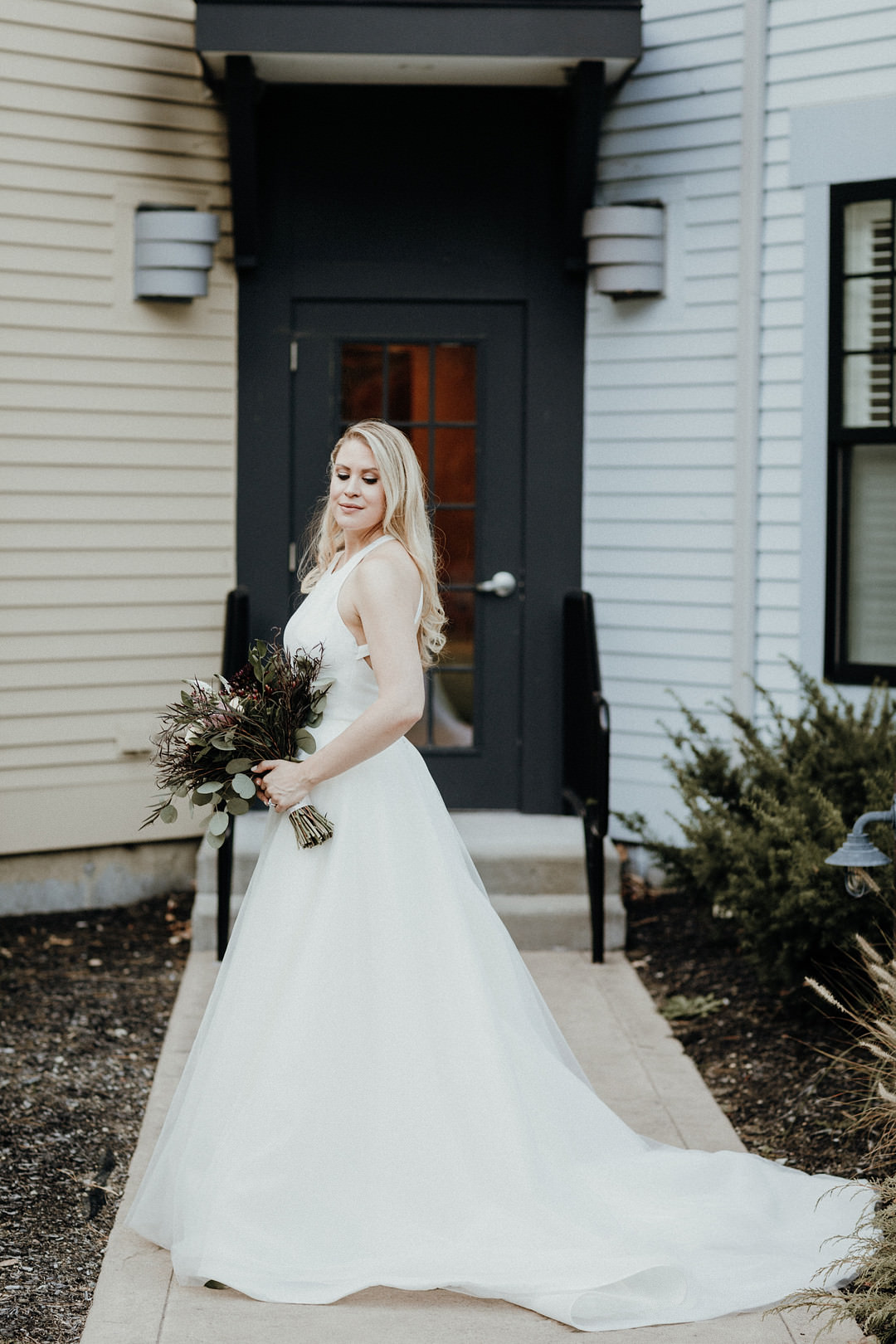 Dress Gown Bride Bridal Halterneck New England Fall Wedding Flavio D Photography