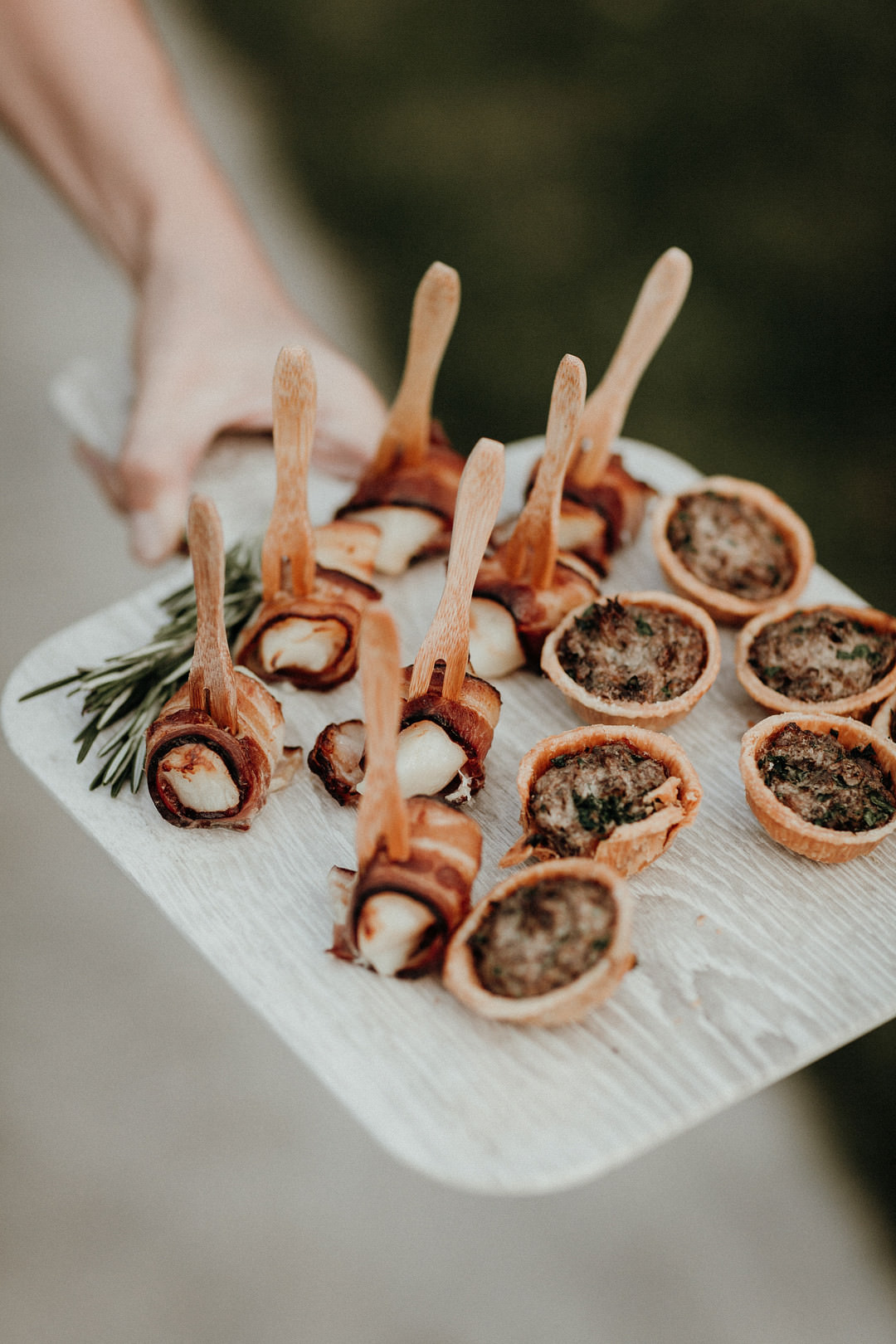 Canapes New England Fall Wedding Flavio D Photography