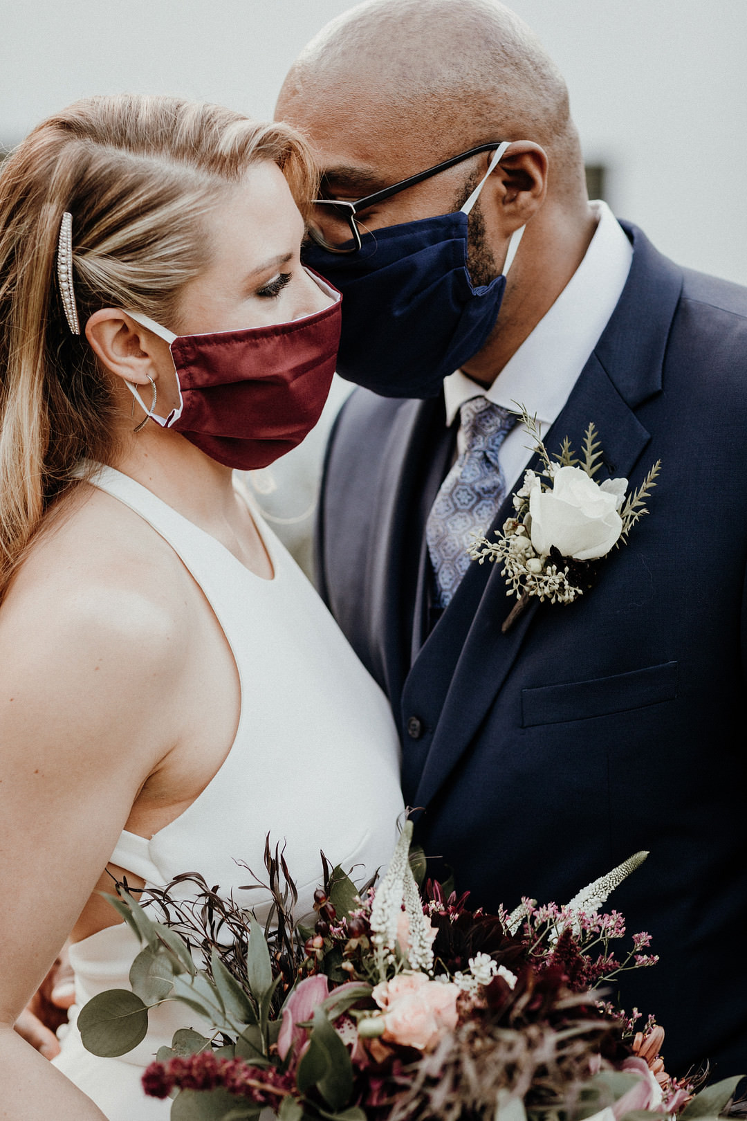 Face Mask Bride Groom New England Fall Wedding Flavio D Photography