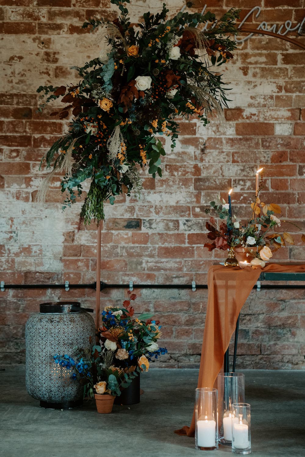 Flower Arch Flowers Metal Candles Backdrop Table Old Cow Shed Wedding Flashback Images
