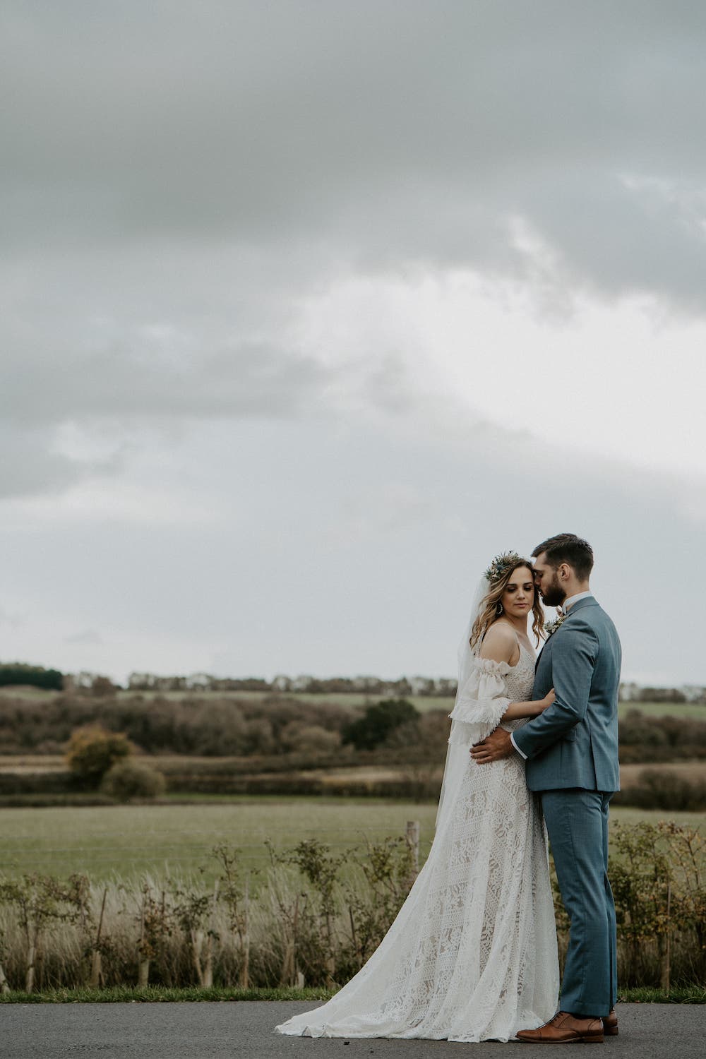 Dress Gown Bride Bridal Ruffle Sleeves Old Cow Shed Wedding Flashback Images