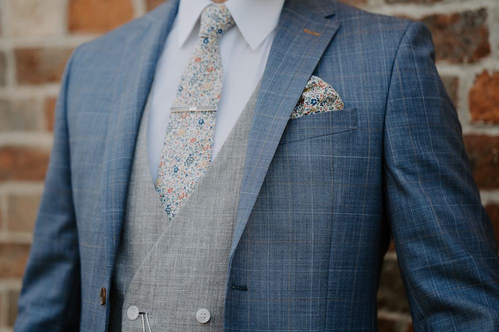 Groom Blue Suit Floral Tie Pocket Square Old Cow Shed Wedding Flashback Images
