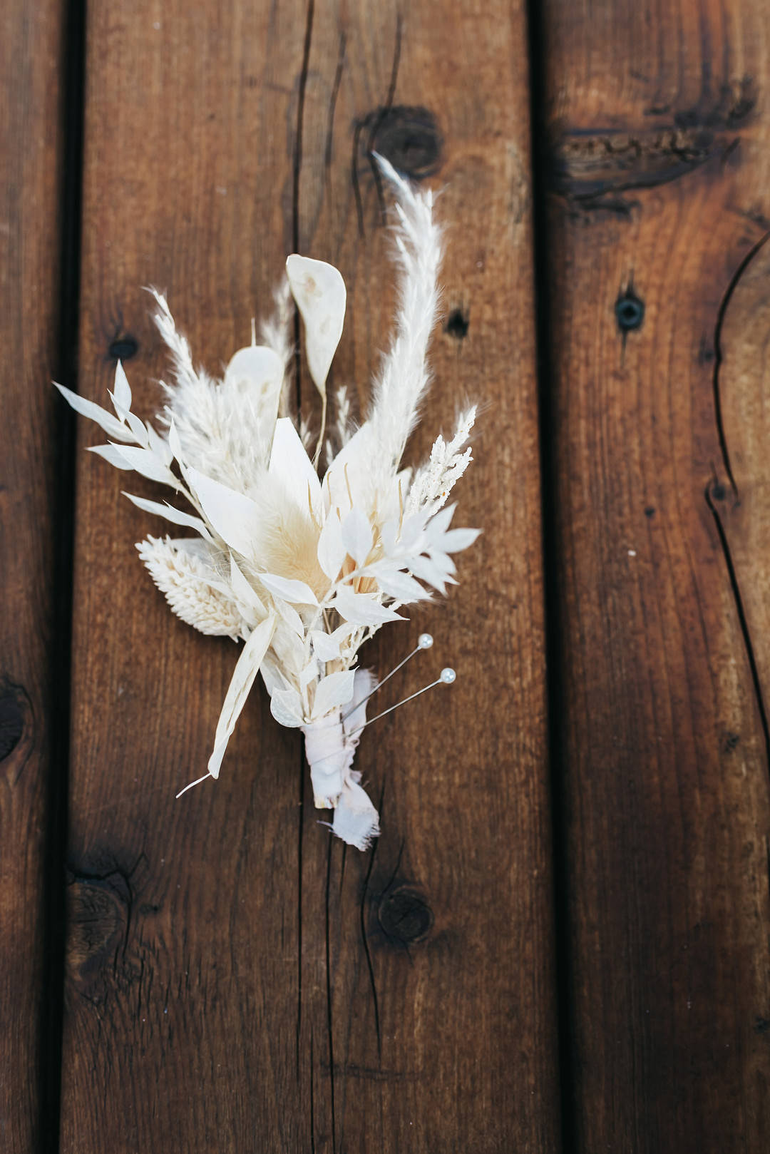 Buttonhole Grass Ontario Micro Wedding Cacie Carroll Photography