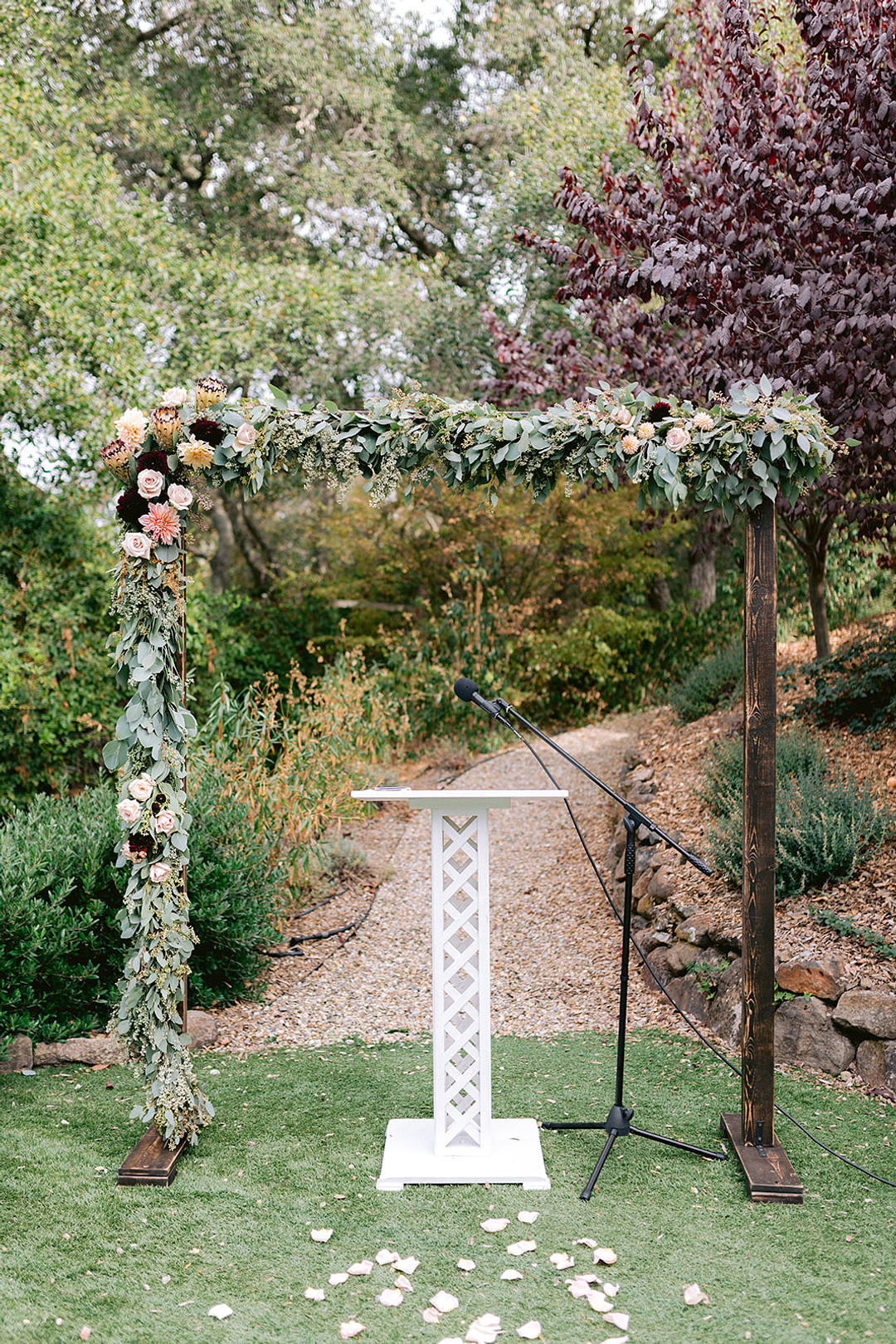 Flower Arch Ceremony Backdrop San Rafael Wedding Apollo Fotografie