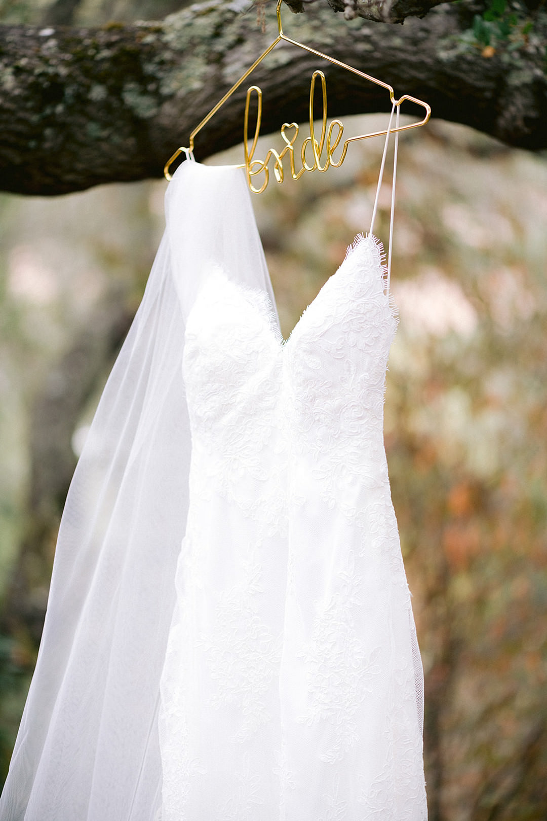 Gold Bride Dress Hanger San Rafael Wedding Apollo Fotografie