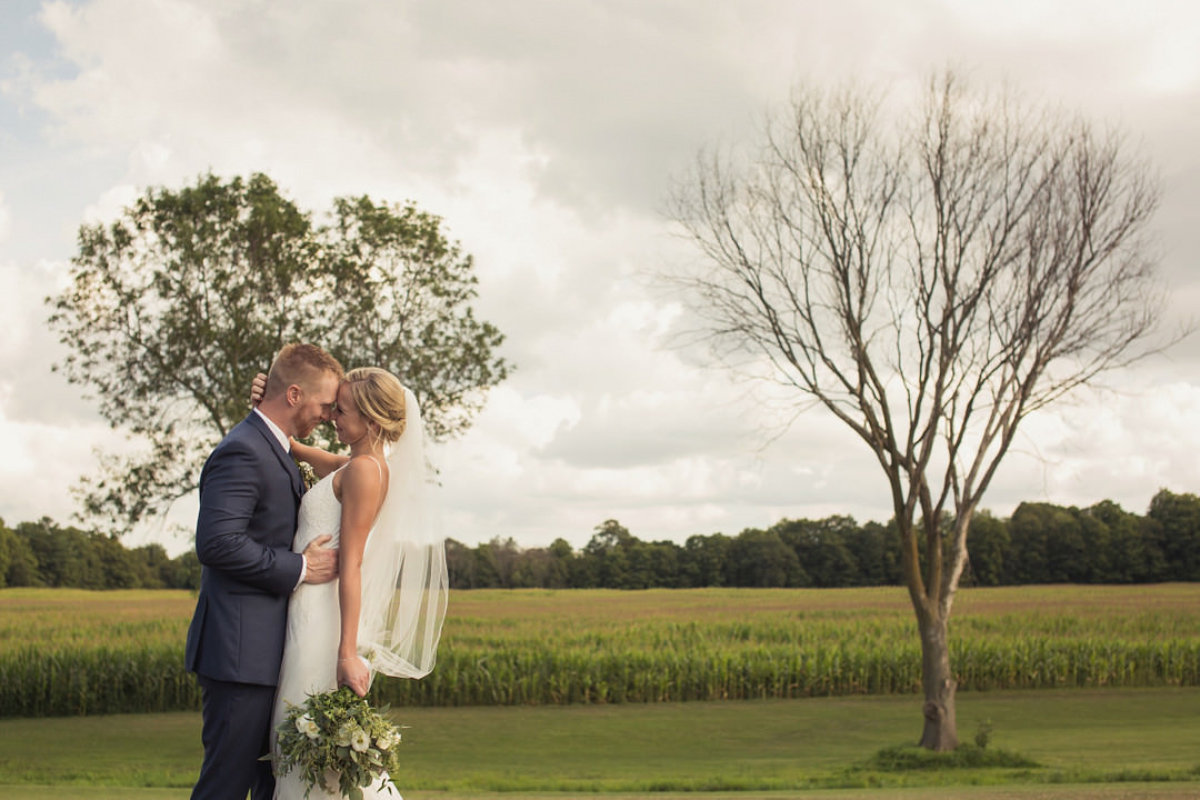 Barn 1906 Wedding Tied Photo & Film