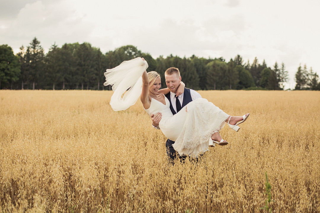 Barn 1906 Wedding Tied Photo & Film