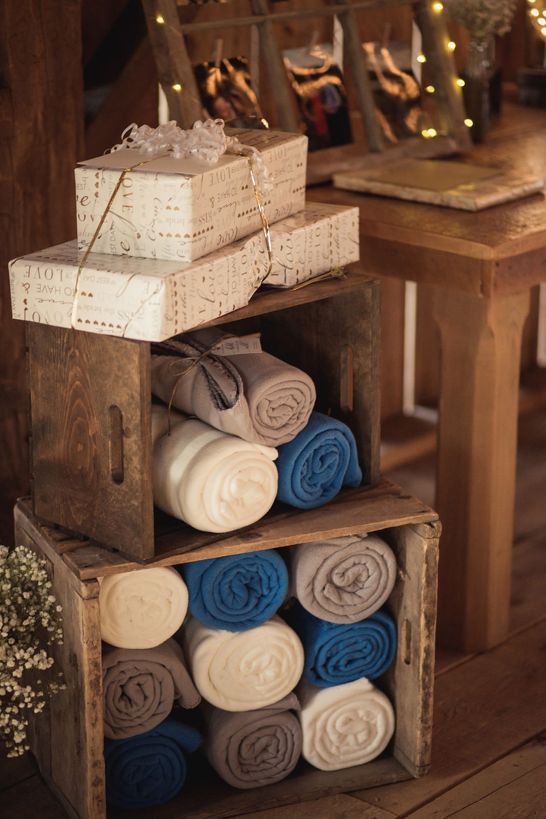 Blankets Decor Barn 1906 Wedding Tied Photo & Film