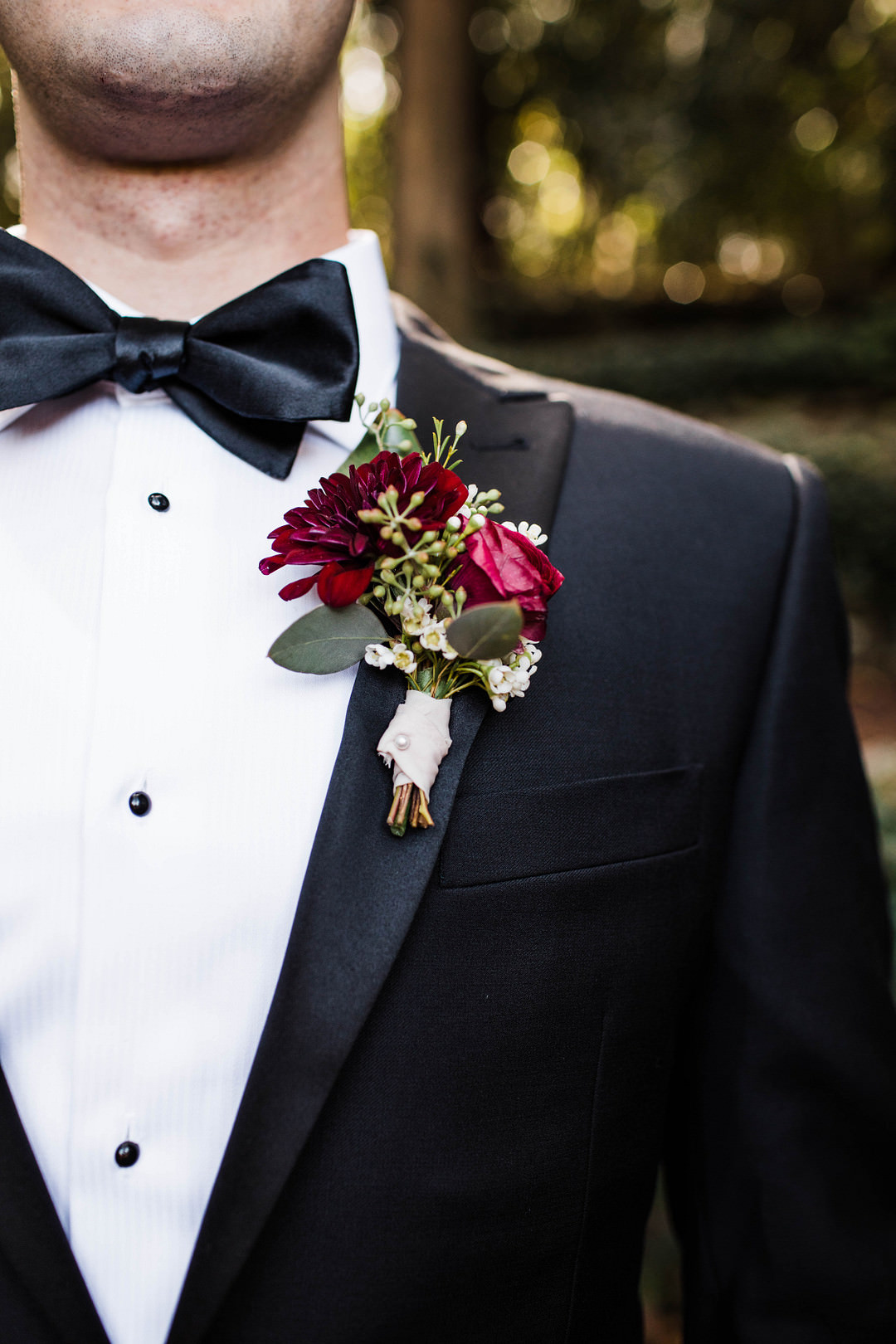 Red Buttonhole Flowers Groom Dunaway Gardens Wedding Sheena Shahangian Photography