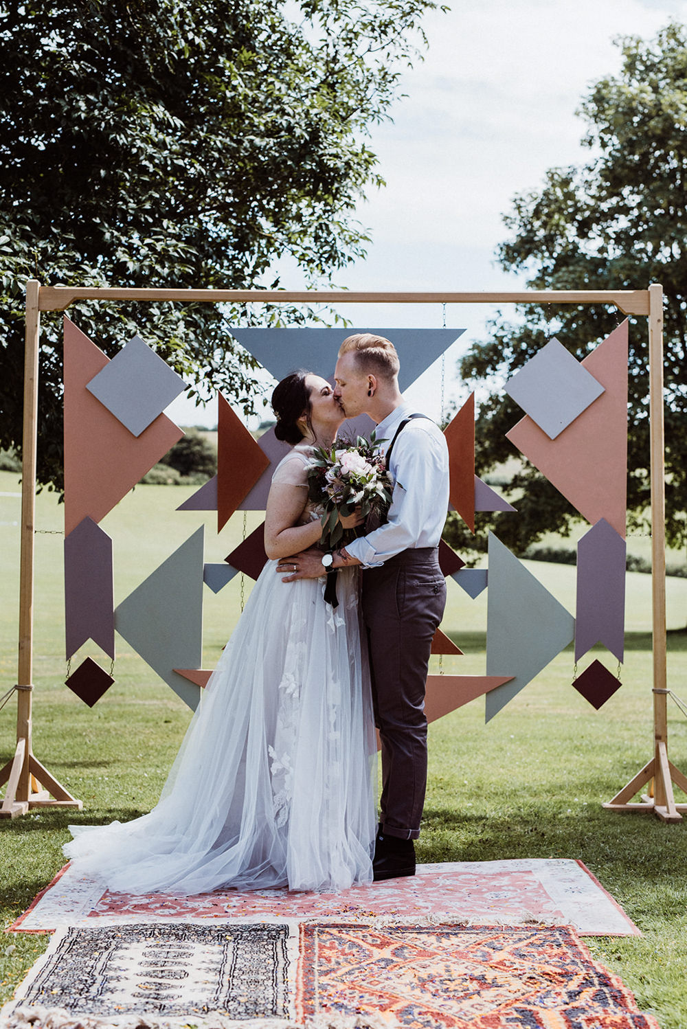 Northease Manor Wedding Kitty Wheeler Shaw Geometric Backdrop Ceremony Aisle Modern