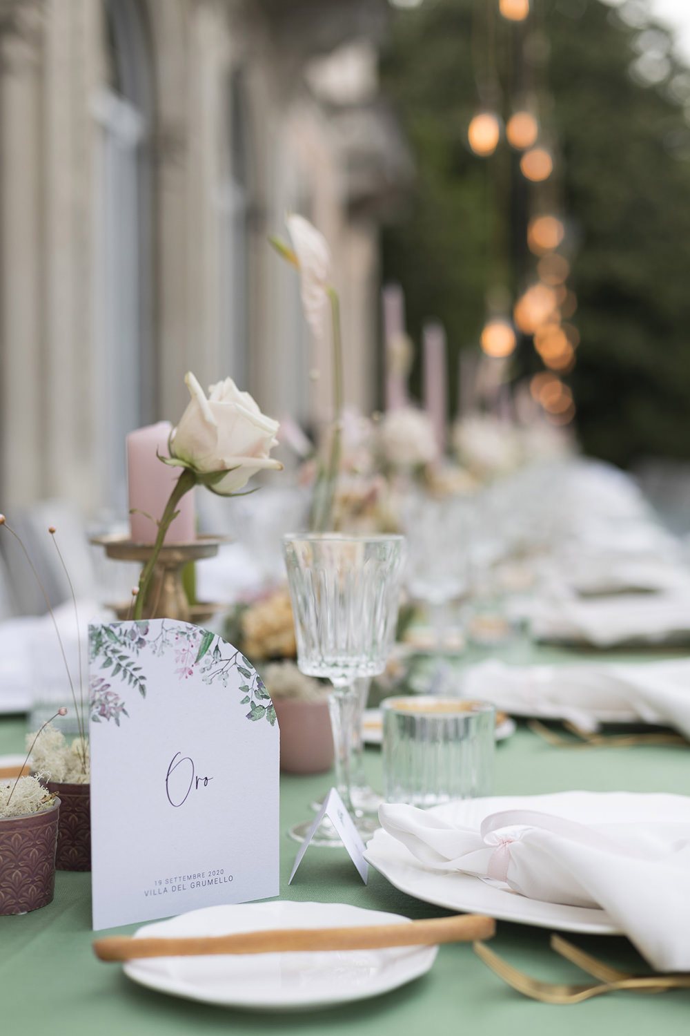 Table Decor Flowers Ghost Chairs Modern Festoon Lights Green Pink Villa del Grumello Wedding L’Ordine della Giarrettiera