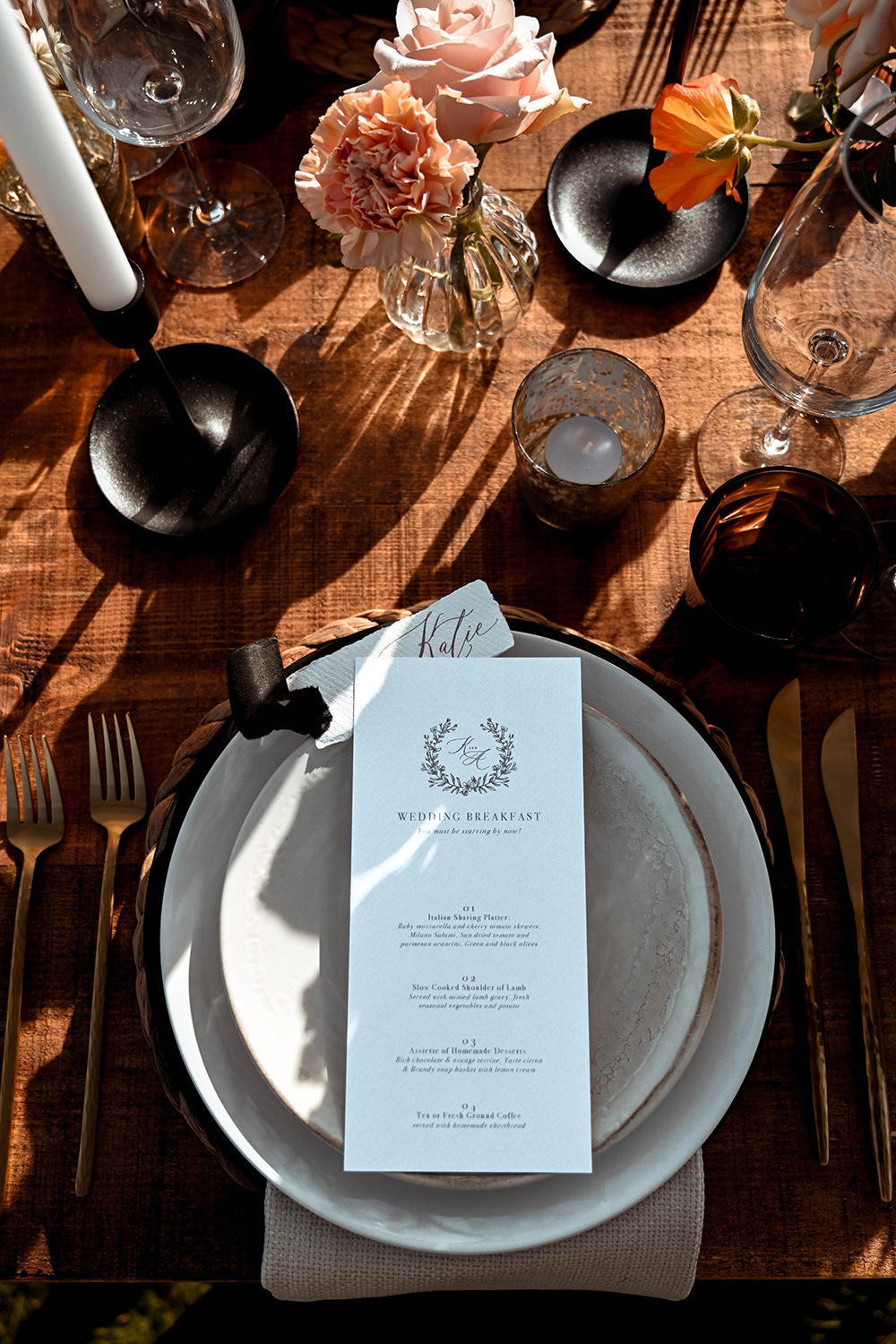 Place Setting Decor Wooden Wedding Ideas Emily Montay